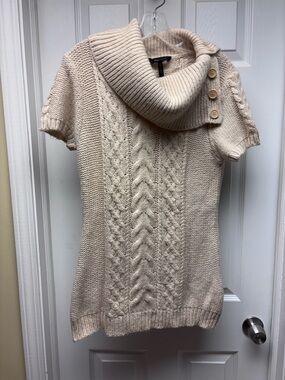 BCBGMAXAZRIA Cream Cable Knit Cowl Neck Sweater Size L Short Sleeve